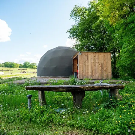 Luxusní stan Evasion Nature, Domes & Prive Pres Bordeaux Sadirac